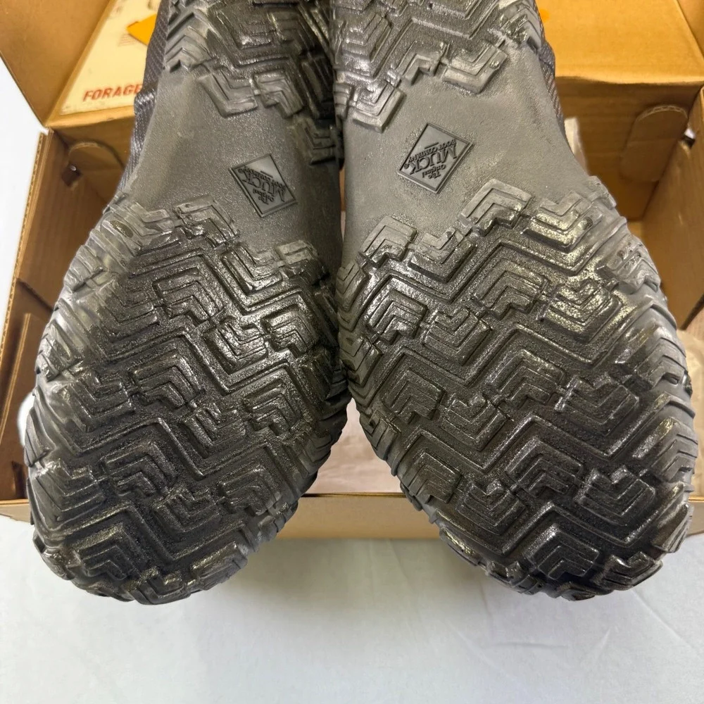 Muck Boot Company Forager Low Black Waterproof Slip On Shoes Men 9 Womens 10 NEW